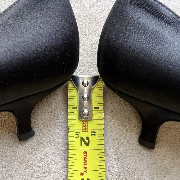 Michael Kors Black Satin Kitten Heel Pump Women 7 Pointed Toe Classic Minimalist - Picture 10 of 14